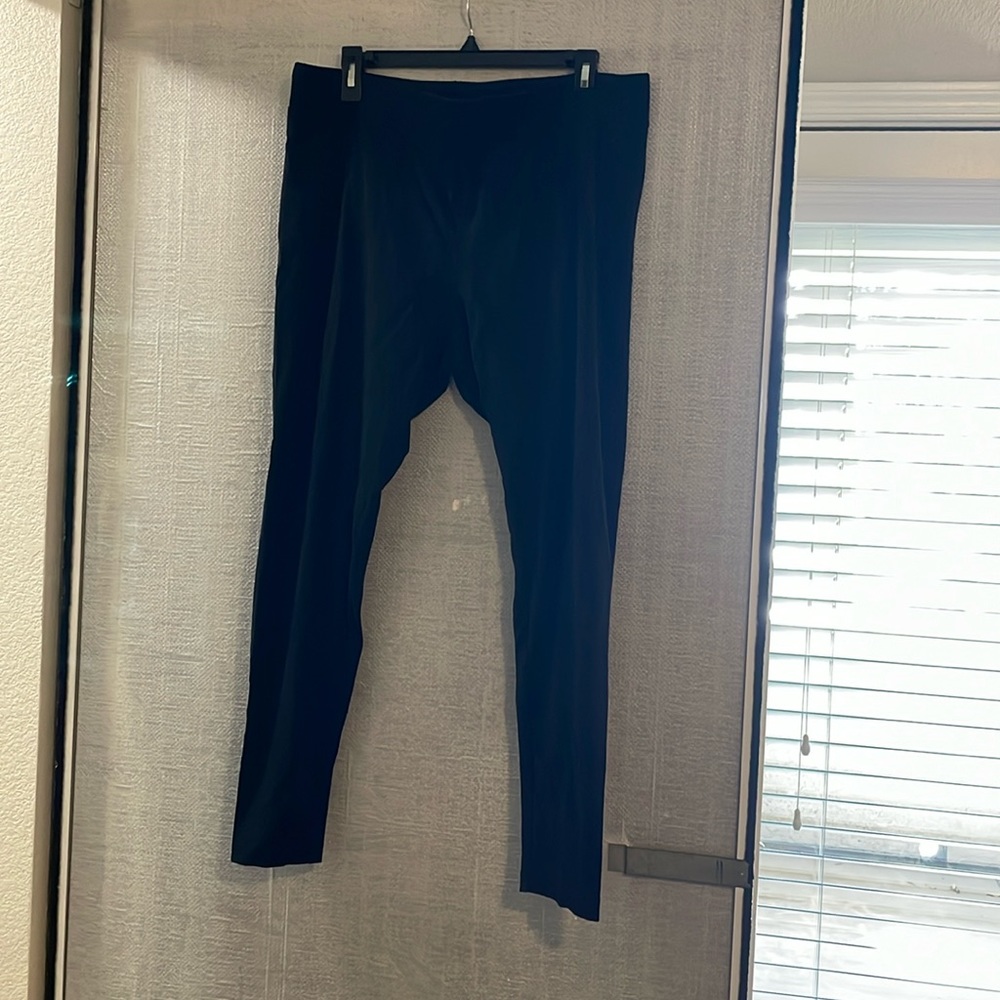Black leggings